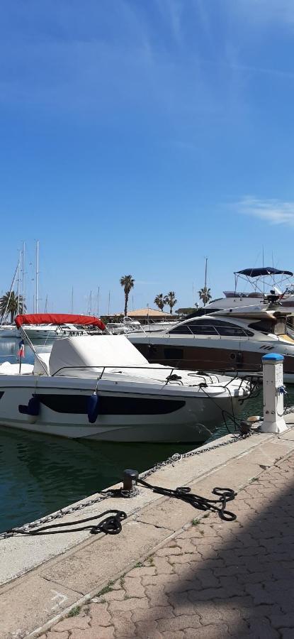 Les Iles D'Or Au Port De Hyeres Grand Studio Climatise Kültér fotó